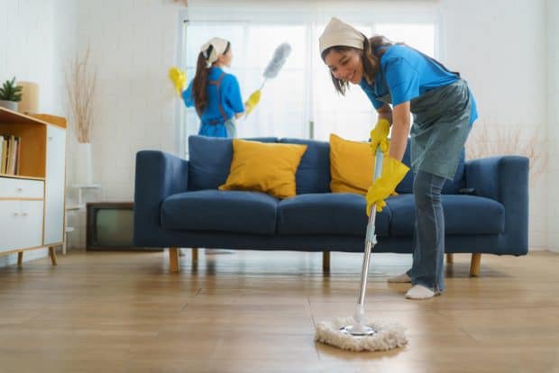 should I buy a cleaning franchise?