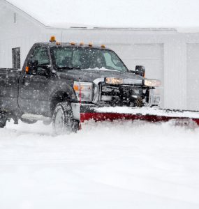 image of snow removal truck as part of post on the advantage of franchising