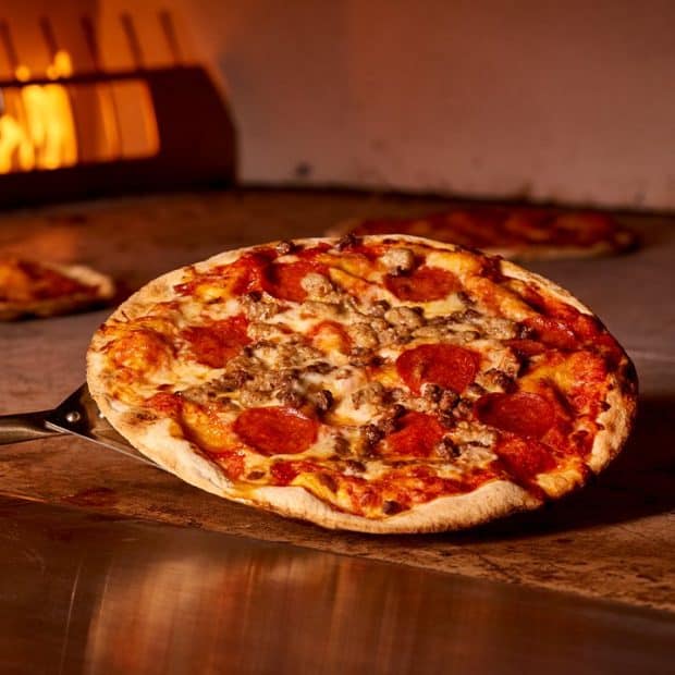 image of a mod pizza
